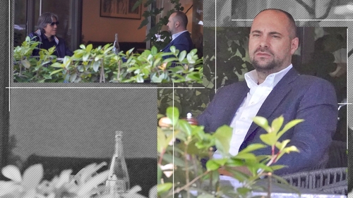 Silviu Mănăstire, așa cum nu apare la televizor. Ce face "omul cu dosarele" în "cartierul milionarilor"