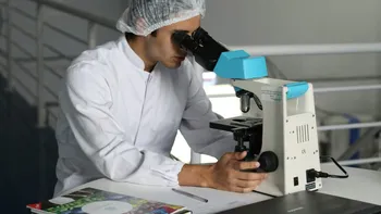 Cercetătorii avertizează! Substanța pe care o consumăm zilnic contribuie la dezvoltarea Alzheimerului