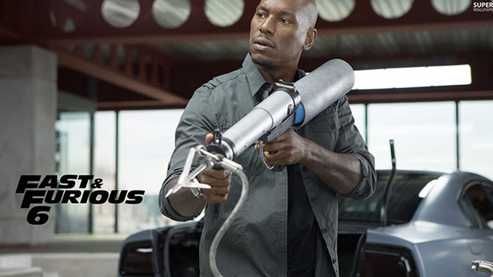 O romanca l-a vrajit pe Tyrese Gibson! Blonda din Timisoara l-a dat gata pe actorul din "Fast and Furios"