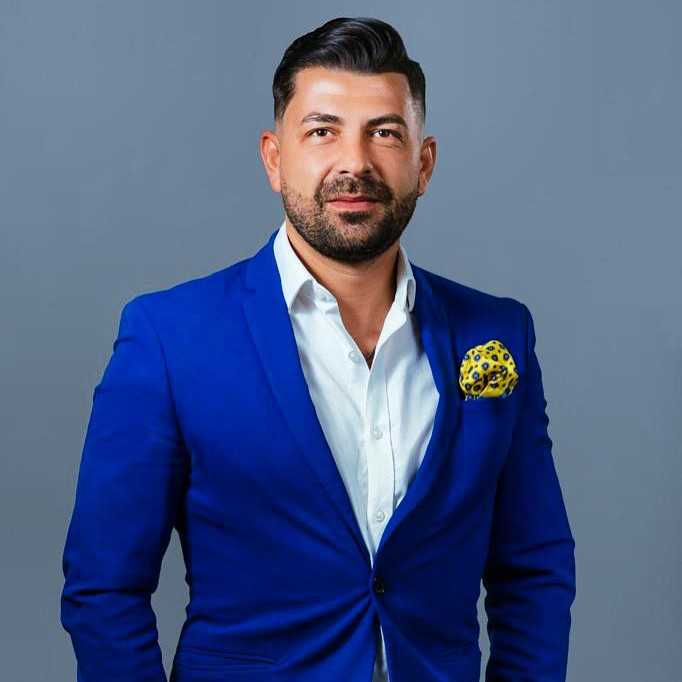 Cine este și din ce face bani Marian Grozavu de la Insula Iubirii? Internetul a explodat când i-a auzit vocea: ”A tras heliu?”