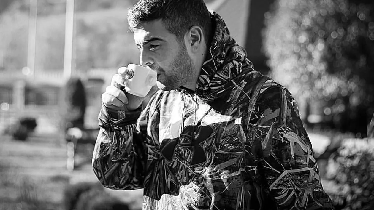 Ultimul loc unde te-ai fi aşteptat să-l vezi pe Speak! Fanii l-au îmbărbătat: ”În momentele mele grele...”