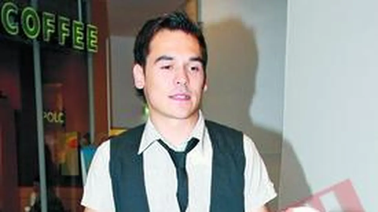 Razvan Simion a bagat mana in WC