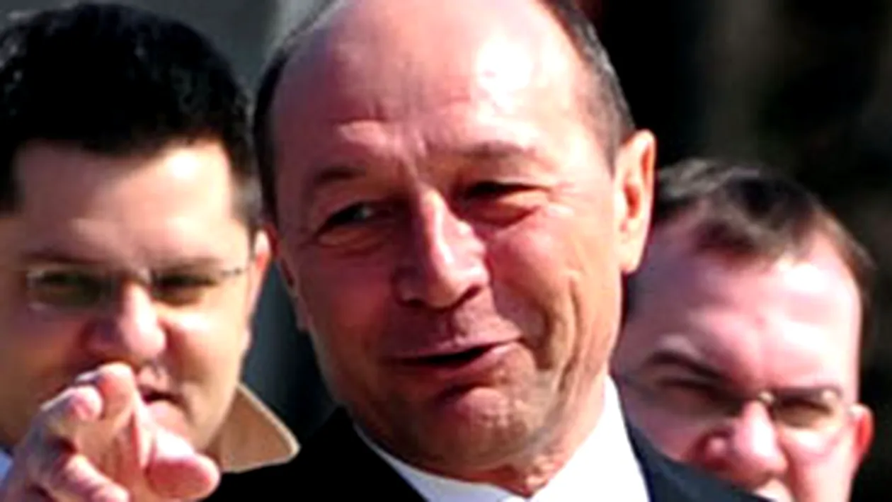 Traian Basescu, unul dintre sefii de stat cu cele mai mici salarii!