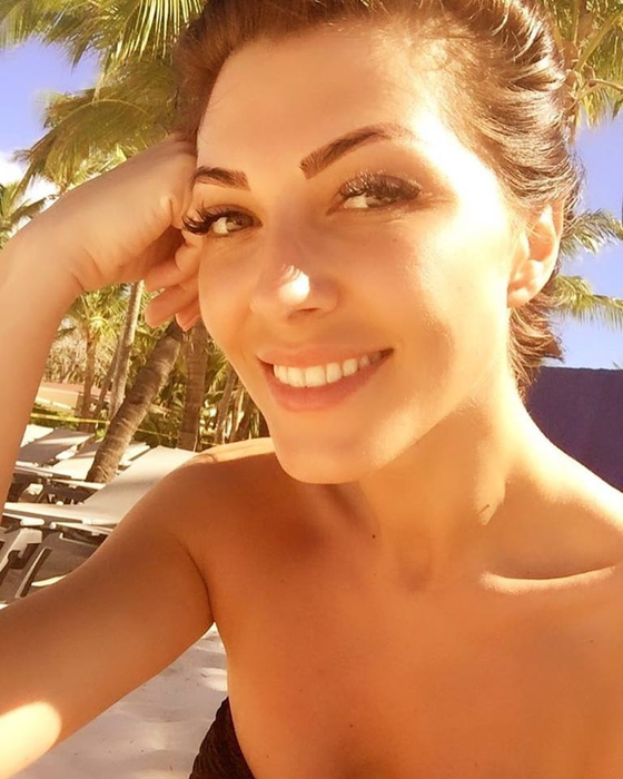 ILINCA VANDICI s-a întors din vacanţă şi povestit TOT: ”Ne-am… ”