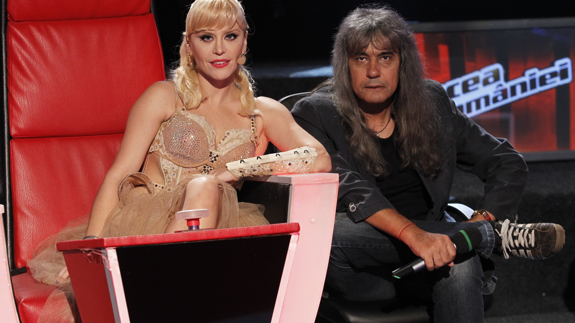 Loredana negociaza intens revenirea lui Cristi Minculescu pe scena! Vezi aici ce planuri are artista!