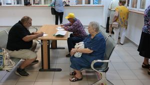 Categoria de pensionari români care primesc a 13-a pensie. Cine se încadrează