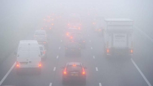 Meteorologii au emis o avertizare de ceată şi polei!