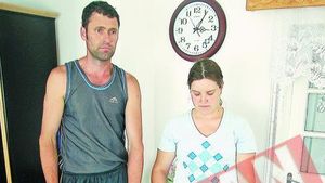 Acuza ca le-au schimbat copilul la maternitate