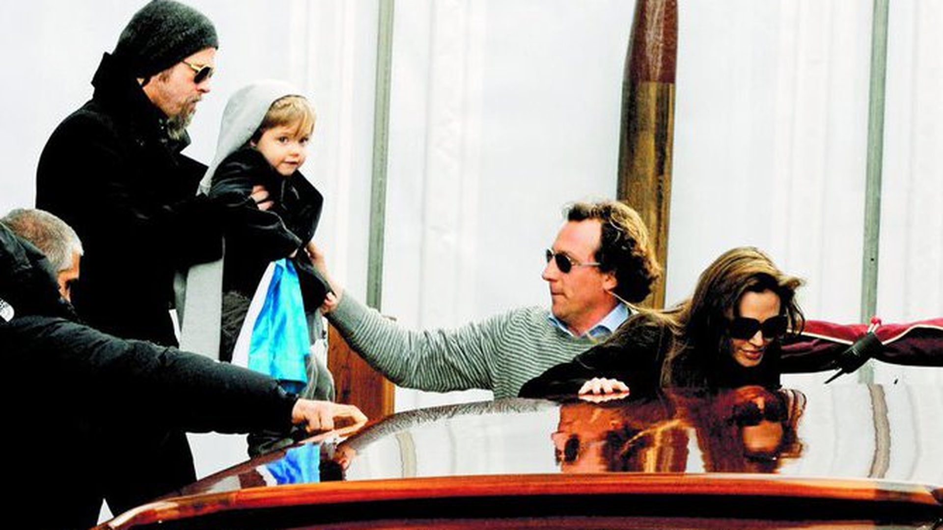 Uite ce mare s-a facut pustiul lui Brad Pitt!