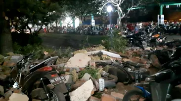 Bilanț devastator după seismul de 7 din Indonezia. Sunt cel puțin 91 de morți