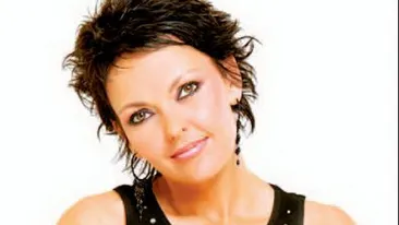 Manuela Fedorca si Luminita Anghel, invinse de celulita si kilogramele in plus! Cum arata divele anilor ’90 la plaja!