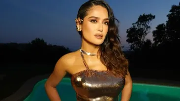 Salma Hayek și-a pus fanii pe jar cu ultima apariție! Actrița de 57 de ani s-a lăsat pozată în dormitor