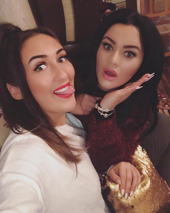 Cu ce se ocupă sora lui Carmen de la Sălciua! Ce face Daniela Racolta pentru bani