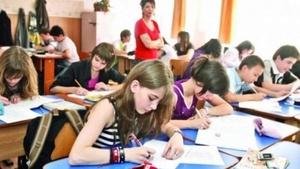 Când începe, de fapt, școala. Ministerul Educației a publicat programul viitorului an școlar, iar modificările sunt însemnate