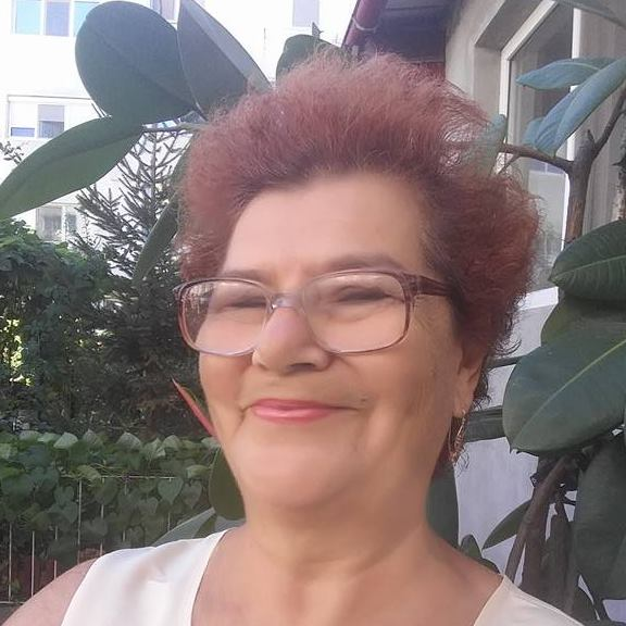 Când au aflat că vrea să facă liceul și să dea examenul de Bacalaureat, apropiații au glumit pe seama Ioanei Rusu foto: arhivă personală