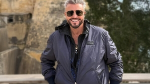 Cătălin Botezatu face lumină după imaginile care au înnebunit fanele: „Oamenii pot să se iubească și în alt fel”