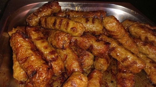 Ce conțin, de fapt, faimoșii mici de la Obor! Nimeni nu a observat asta, deși totul este la vedere, fără ascunzișuri