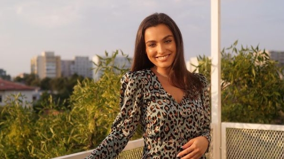 Alexia Eram, întâlnire de gradul 0 cu "soacra". Cum a fost surprinsă mama lui Mario Fresh alături de fiica Andreei Esca