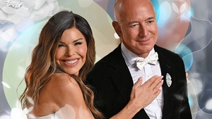 „Nunta secolului” la bordul unui iaht de 500 de milioane $! Invitațiile la nunta lui Jeff Bezos, mai greu de obținut decât un Oscar: vedetele se roagă pentru un loc la petrecere!