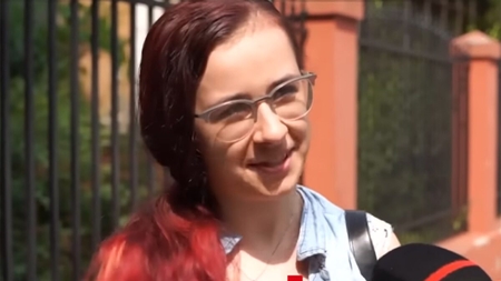 Motivul bizar pentru care această elevă din București a ieșit după doar 60 minute de la proba de matematică de la BAC: "Mi-era somn, mi-era foame!" Ce a scris în foaia de examen