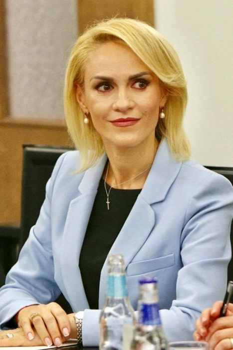 Gabriela Firea a anunțat că-și donează 10% din salariu timp de trei luni pentru reconstrucția Catedralei Notre Dame