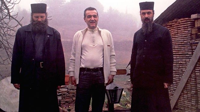 Anuntul facut de Becali in aceasta dimineata, dupa tragedia de la Colectiv: "O sa fac un spital in Pipera. Bogatii sa plateasca"