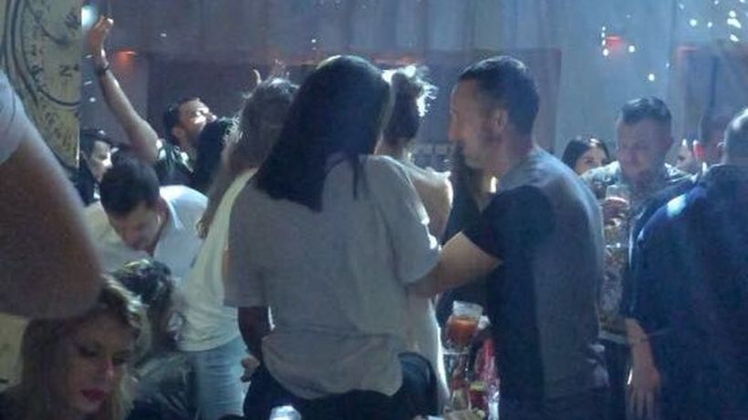 Au făcut haos în club, iar Gigi Becali a reacţionat! Avem imaginile în exclusivitate naţională! Meme şi ginerele lui, fiul temutului Şefu’, s-au luat în club cu bodyguarzii la Loft: „Bă, mie nu mi-e frică de puşcărie”
