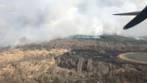 Situație alarmantă în Ucraina. Incendiul din zona radioactivă Cernobîl nu a fost stins nici după 6 zile