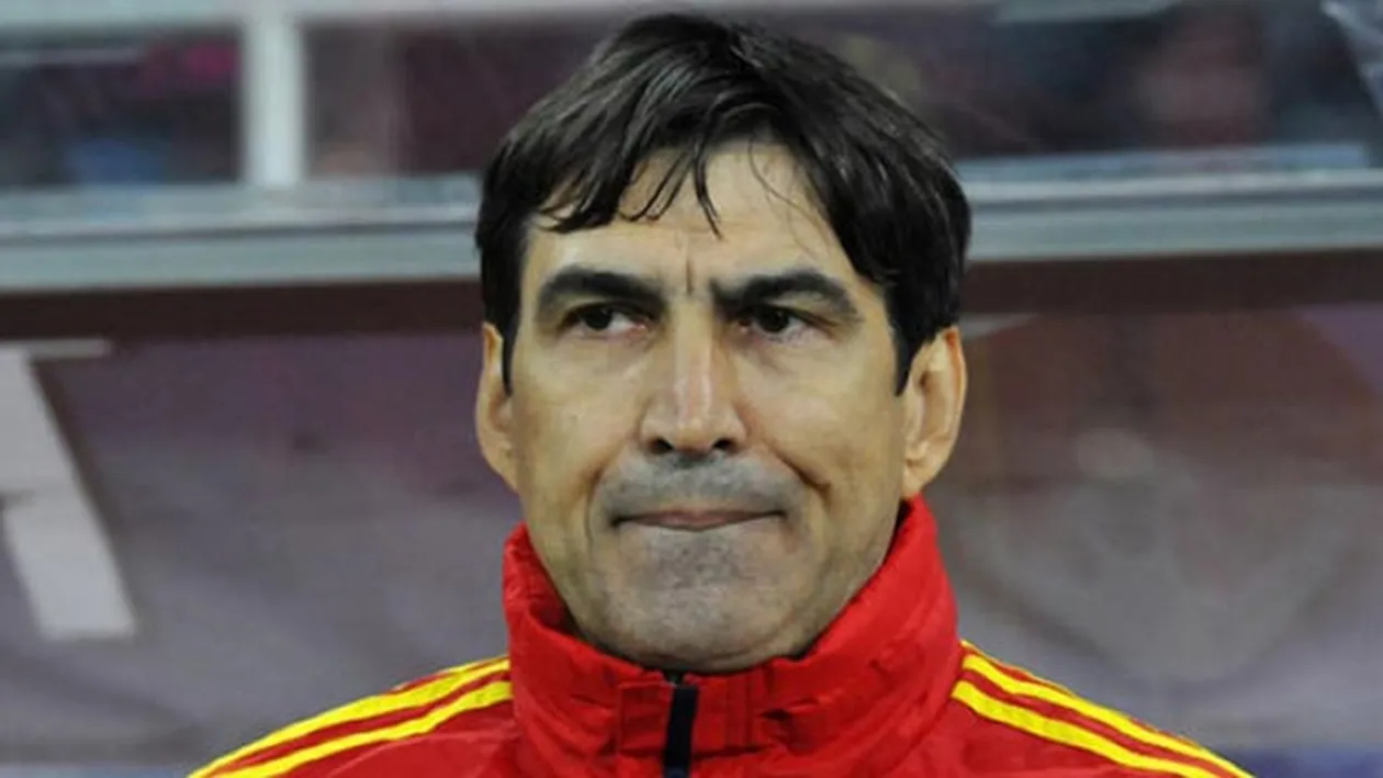 Cum a ajuns Victor Piturca actionar la o fabrica de paine din Craiova: N-a facut decat sa nenoroceasca niste oameni la poker