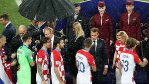 De ce a avut doar Putin umbrelă la finala Cupei Mondiale! Serviciile ar avea explicaţia