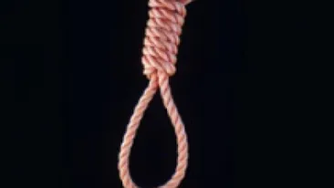 Un polițist de frontieră s-a sinucis după ce soția i-a spus că divorțează! Fratele lui se spânzurase cu 3 ani în urmă