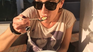 Unde a dispărut fiica mondenă a ex-şefului de la FRF! Raluca Sandu e patroană de cârciumă la…