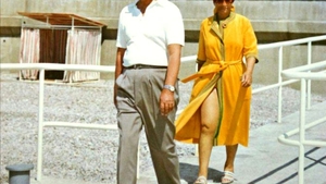 "Era diabolică". De ce lipea Elena Ceaușescu o bucățică de scotch în cada din baia lui Nicolae Ceaușescu