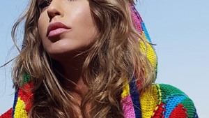 Corina Bud a încercat să-l sărute pe Carla's Dreams! ”Stați așa, că am de vorbit cu el în privat”