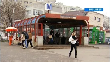 S-a crăpat tavanul! Cum arată stația de metrou Apărătorii Patriei după cutremurul petrecut duminică dimineață în România