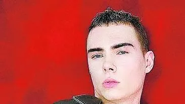 Un fost iubit transsexual al canibalului Magnotta face dezvaluiri incendiare. A ucis ca in Instinct primar