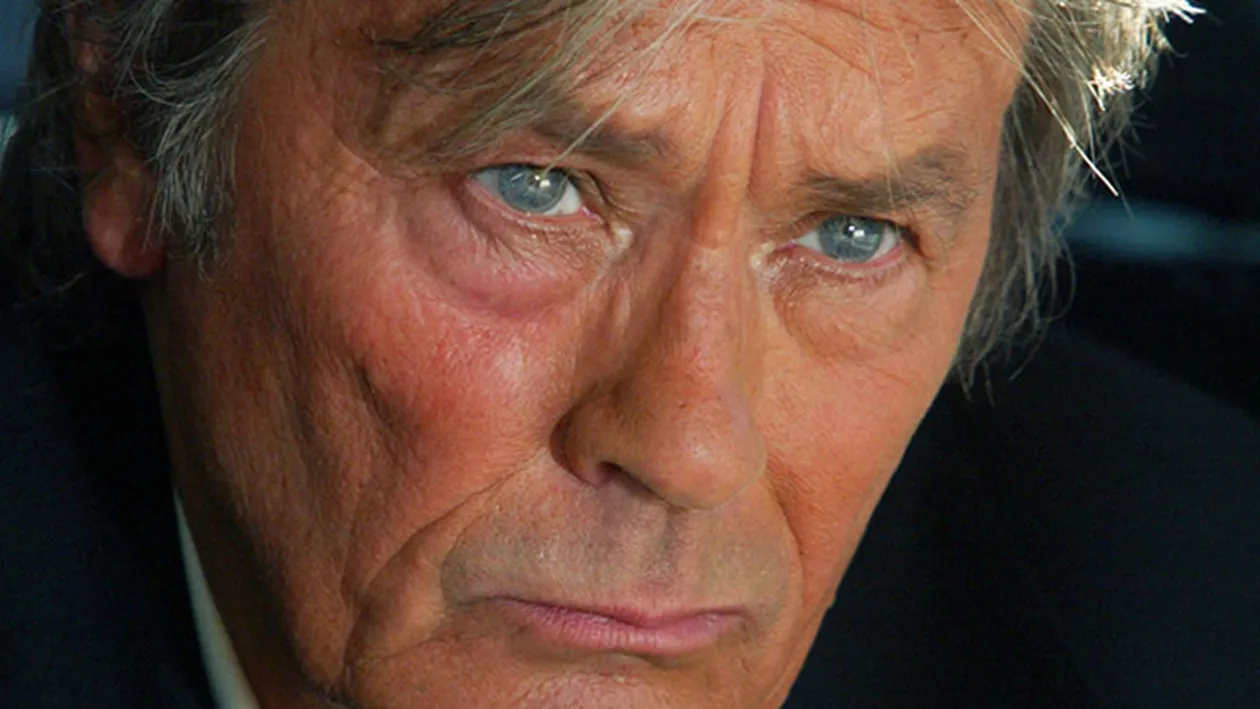 Alain Delon a fost internat în spital! Actorul francez are probleme cardiace