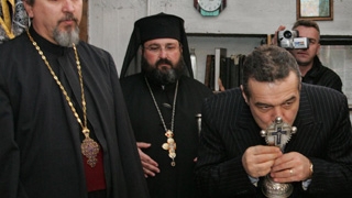 Sora lui Gigi Becali a ingropat peste 2.000 de micuti! Un moment absolut terifiant a marcat-o pentru restul vietii! A fost ca o sfanta pentru copiii decedati prematur
