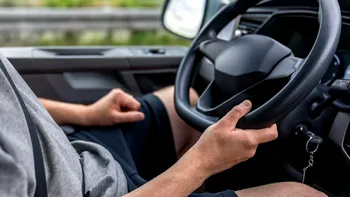 Schimbări legislative pentru șoferii cu permis de la 16 ani! Regulile pe care trebuie să le respecte