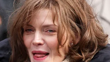 Michelle Pfeiffer incepe sa imbratiseze chirurgia plastica