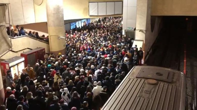 Soluția ca metrourile să nu mai fie aglomerate după 15 mai