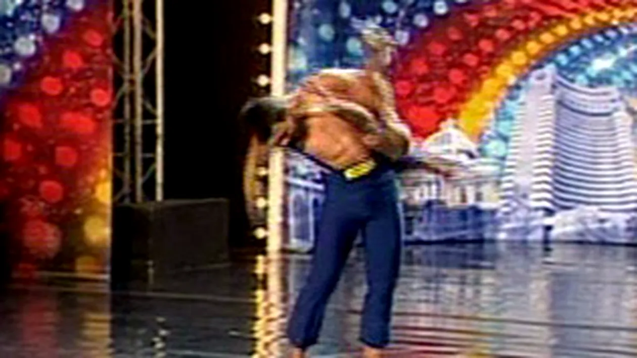 VIDEO Doi frati au ajuns, din strada, direct pe scena la Romanii au talent! Uite cum au dat gata pe toata lumea cu acrobatiile lor!