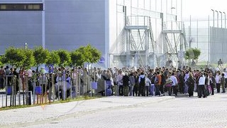 Protest spontan al angajatilor de la Nokia