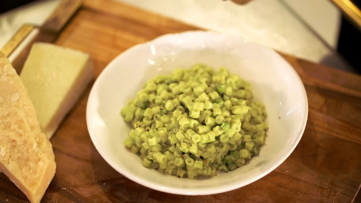 Rețeta de Pasta e Piselli a celebrei Pasta Queen. Ingredientele de care ai nevoie pentru o masă delicioasă