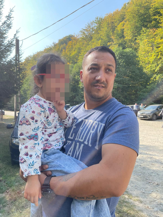 Soții Pletoiu spun despre fetița lor că este o minune de la Dumnezeu foto: arhivă personală