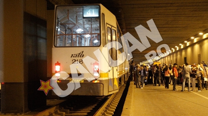 Incredibil! Un vatman spune ca tramvaiele care circula in Bucuresti sunt niste harburi: "Trebuiau casate de cel putin 10 ani!"