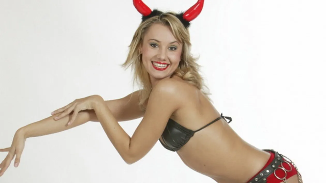 Fosta BEBELUSA Oana Ionita a nascut un baietel: Este noul print al operei Ce SURPRIZA IMENSA a avut la nastere