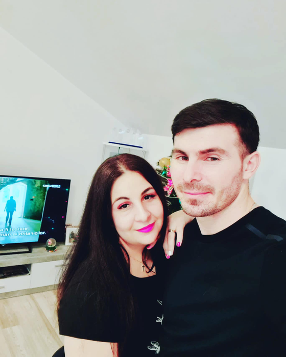 Florin Niță, alături de soția sa, Laura/ Sursa foto: Facebook