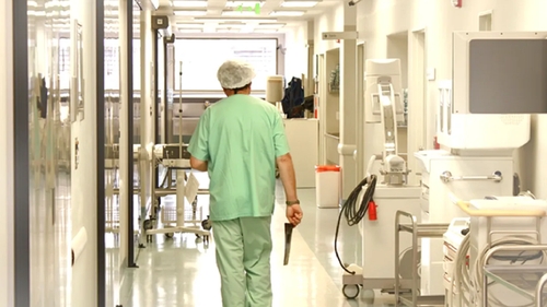 Nouă alertă medicală în România! Zeci de studenți au fost expuși la acest virus