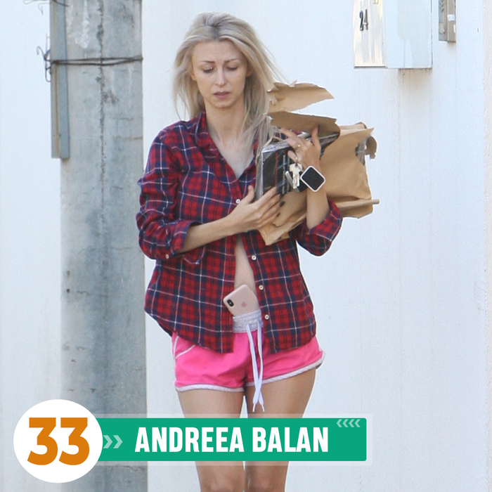 Top 50 „picioare de gazelă” în pantalonași minusculi. Pe ce locuri „se bat” Tania Budi, Gina Pistol și Adina de la Heaven